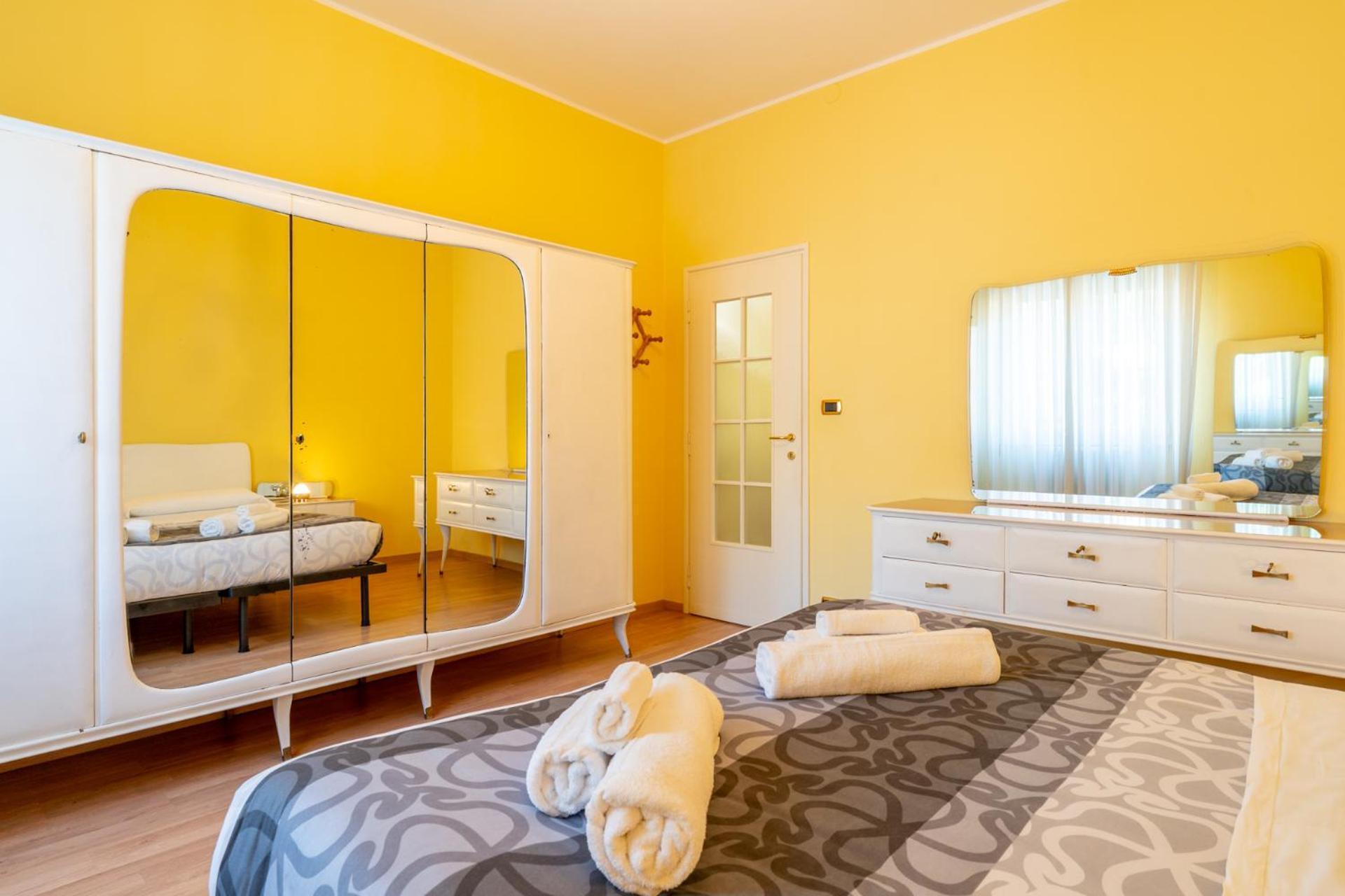 Spacious Apartment At Como Lake Манделло-дель-Ларіо Екстер'єр фото